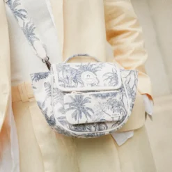 Crossbody Wanderer Baros